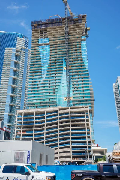 美国佛罗里达州迈阿密 2023年6月13日 迈阿密市中心在建的新高楼 — 图库照片