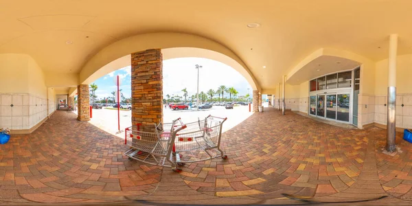 stock image Hallandale, FL, USA - July 18, 2023: 360 panoramic equirectangular photo of Winn Dixie supermarket grocerie store