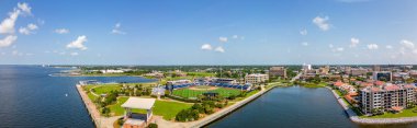 Pensacola, FL, ABD - 21 Temmuz 2023: Blue Wahoos Stadyumu ve Amiral Fetterman Field