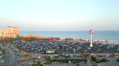 Pensacola Plajı Havacılık Klibi. 2023 Yaz Tatili İhmalkarlığı.