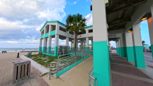 Motion Video Umlaufbahn Pensacola Beach Gulfside Pavillon — Stockvideo