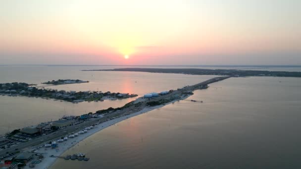 Pensacola Plaj Bulvarı Gün Batımı — Stok video