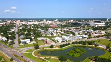 Hava aracı videosu Seville Tarihi Bölgesi Pensacola FL 2023 dolaylarında
