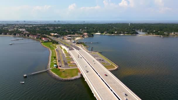 Aerial Drone Video Wayside Park Pensacola Bay Bridge — Wideo stockowe
