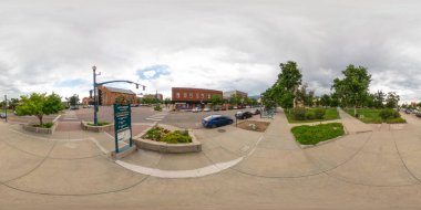 Colorado Springs, CO, ABD - 26 Temmuz 2023: 360 Şehir Merkezi Acadia Park Colorado Springs fotoğrafı