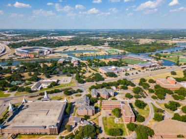 Waco, TX, ABD - 24 Temmuz 2023: İHA fotoğrafı Baylor Üniversitesi Waco Texas