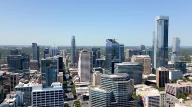 Austin Texas şehir merkezindeki hava manzarası süpürme görüntüsü