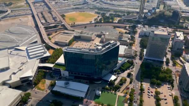 Vídeo Aéreo Omni Hotel Downtown Dallas Texas Estados Unidos — Vídeo de stock
