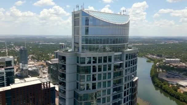 Luchtfoto Video Het Austonian Highrise Condominium Complex Austin Texas — Stockvideo