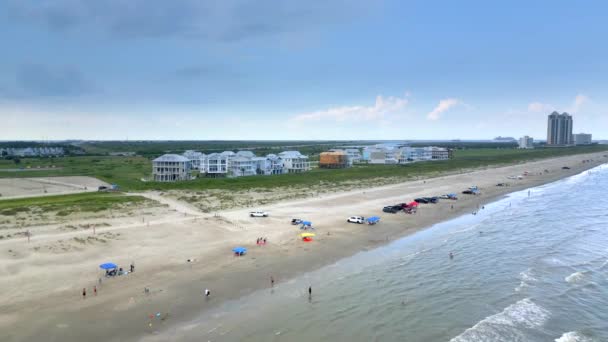 Aerial Drone Βίντεο Πολυτελείς Κατοικίες Στο Galveston Beach Τέξας — Αρχείο Βίντεο