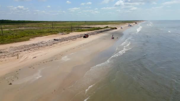Drone Aéreo Vídeo Condução High Island Beach Texas — Vídeo de Stock