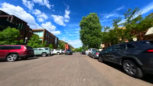 Проезд Улицам Аспена Колорадо Около 2023 Года — стоковое видео