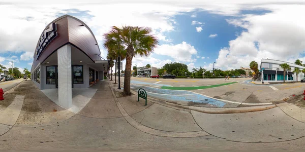 美国佛罗里达州劳德代尔堡 Fort Lauderdale 2023年8月25日 劳德代尔堡市中心360等长方形照片 — 图库照片