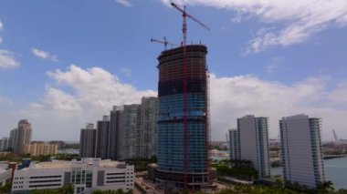Hava Videosu 5 Park Apartmanı Miami Plajı FL Eylül 2023