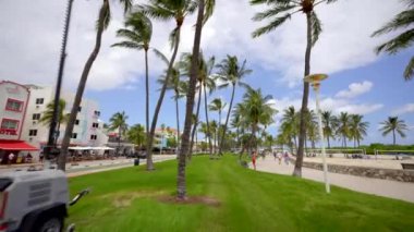 Miami Beach, FL, ABD - 4 Eylül 2023 hisse senedi videosu Miami Beach Sobe South Beach