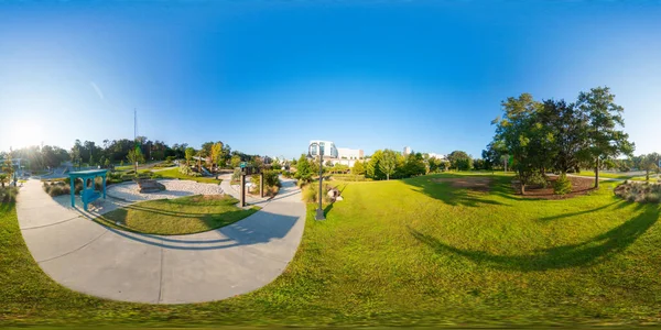 360 Фото Cascades Park Downtown Tallahassee Florida Около 2023 Года — стоковое фото
