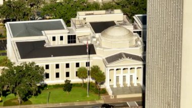 Florida Yüksek Mahkemesi Tallahassee Hava Aracı videosu