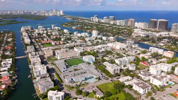 Miami Beach Bay Harbor Islands Condominios Escuela — Vídeos de Stock