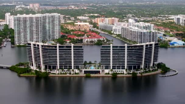 아일랜드 2023년 10월 Prive Island Aventura Miami Luxury Condominiums — 비디오