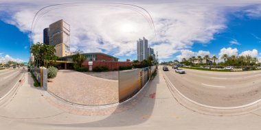 Sunny Isles Beach, FL, ABD - 6 Ekim 2023 eşdikdörtgen fotoğraf tarihi Thunderbird Motel Günleri Oteli yakında yıkılacak Bentley Residence Miami