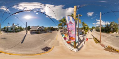 Key West, FL, ABD - 21 Ekim 2023: Southwind Motel 'deki Key West 360 eşdikdörtgen fotoğraf dondurma dükkanı