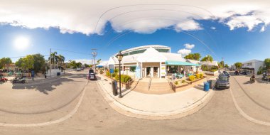 Key West, FL, ABD - 21 Ekim 2023: Funky Chicken Resort Wear and Gifts Key West 360 eşkenar dörtgen fotoğraf