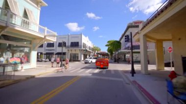 Key West, FL, ABD - 21 Ekim 2023: Conch Train Old Town Trolley Tours Key West Florida 2023