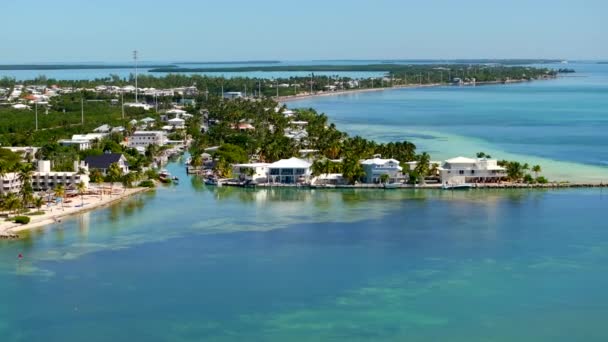 Aerial Zoom Telefotó Videó Luxus Házak Florida Keys — Stock videók