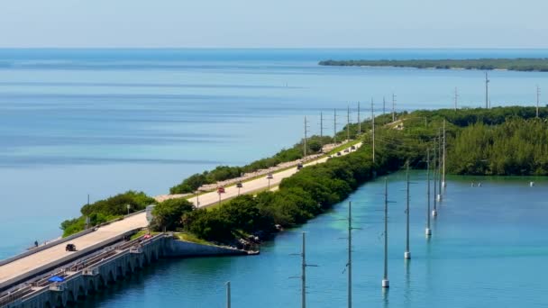 Flygvideo Florida Keys Overseas Highway Och Elkablar — Stockvideo