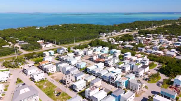 Aerial Retirar Desenvolvimento Bairro Vídeo Drone Florida Keys — Vídeo de Stock