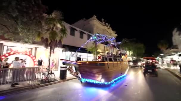 Key West Usa Října 2023 Pirátská Loď Noci Projíždí Key — Stock video