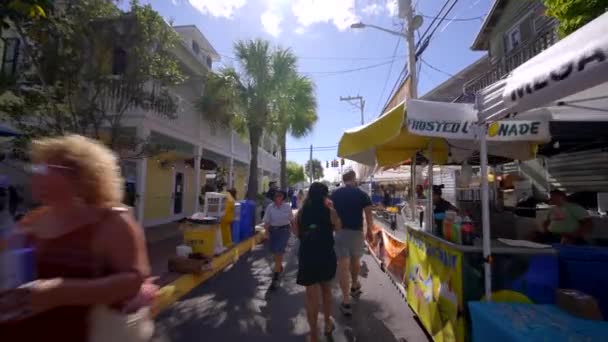 Key West Usa Października 2023 Turyści Kupujący Żywność Sprzedawców Key — Wideo stockowe