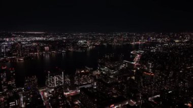 Doğu Nehri Gece Havası New York 2023