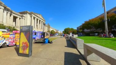Washington, DC, ABD - 21 Ekim 2023: Washington DC Anayasa Bulvarı 2023