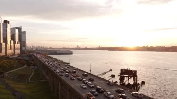Sunset New York Upper West Side Hudson River Vídeo Drones — Vídeo de stock