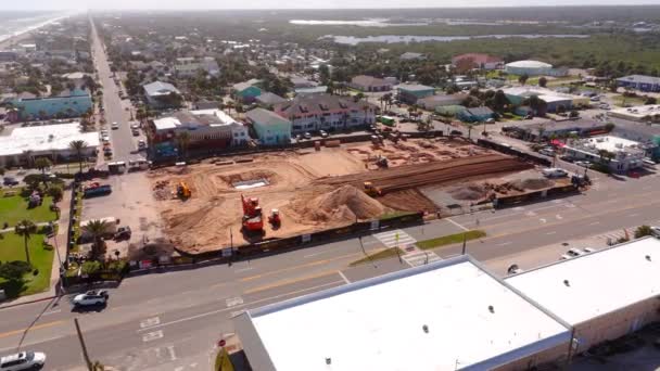 フラッグラービーチ 11月 2023 ベテランズパークの西フラッグラービーチフロリダのマルガリータビルホテルの建設 — ストック動画