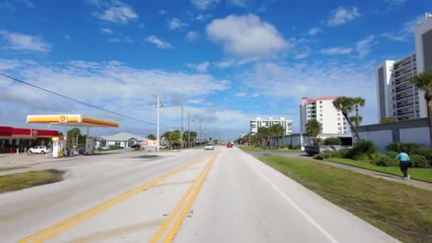 驾车游览A1A奥蒙德海滩佛罗里达州接近戴托纳 — 图库视频影像