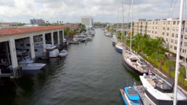 Fort Lauderdale, Florida, 17. Cadde 'deki marinalar.