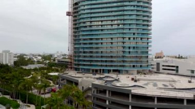 Miami, FL, ABD - 10 Ocak 2024: 5 Park Miami Beach İnşaat Evleri Ocak 2023