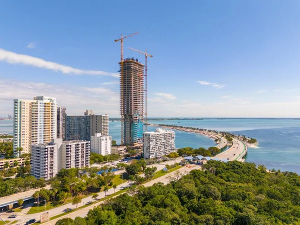 Miami Usa Tammikuuta 2024 Ilmakuva Una Residenssin Rakennustyömaasta Brickellissä Avautuen — kuvapankkivalokuva
