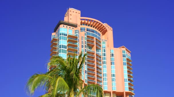 Miami Usa Februari 2024 Rosa Tornet Portofino Miami Beach Condominium — Stockvideo