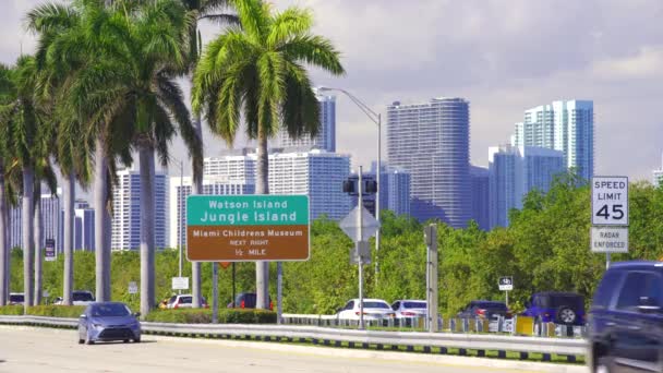 Οδική Πινακίδα Miami Macarthur Causeway Hdr Βίντεο — Αρχείο Βίντεο