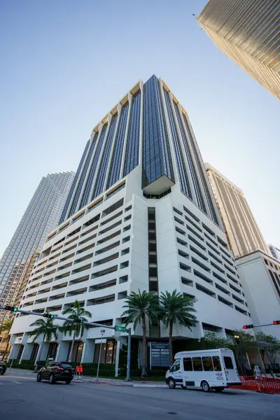 Miami Yhdysvallat Helmikuu 2024 Osakekuva One Biscayne Tower Downtown Miami — kuvapankkivalokuva