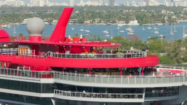 Miami Usa Febbraio 2024 Video Aereo Virgin Voyages Cruise Ship — Video Stock