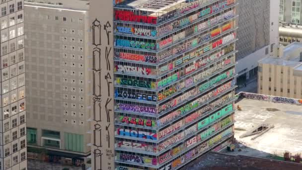 Miami Usa Februari 2024 Gebouw Vol Met Graffiti Compilatie Downtown — Stockvideo