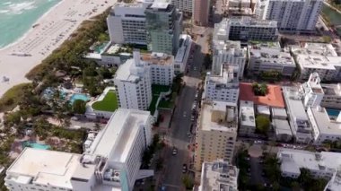 Miami Havayolları 4k 60p İHA video otelleri okyanus kenarında