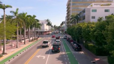 Miami Beach, FL, ABD - 15 Mart 2024: Hava Video Macys Miami Beach Lincoln Road 4k 60p 2024