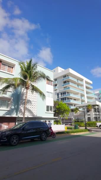 Miami Beach Estados Unidos Marzo 2024 Imágenes Verticales Hoteles Condominios — Vídeos de Stock