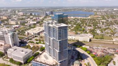 West Palm Beach, FL, ABD - 24 Mart 2024: Hava aracı yörüngesi Bir Batı Palm Florida