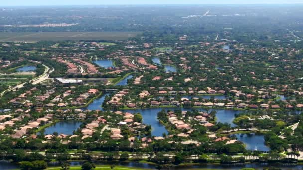 Antenne Teleobjektiv Zoom Drohne Video Luxus Häuser Parkland Florida Usa — Stockvideo